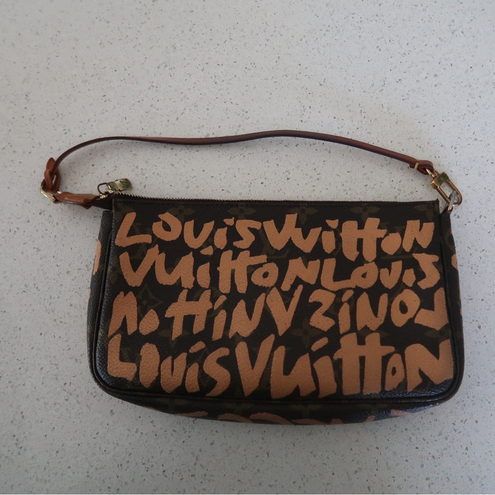 Louis Vuitton Handbag